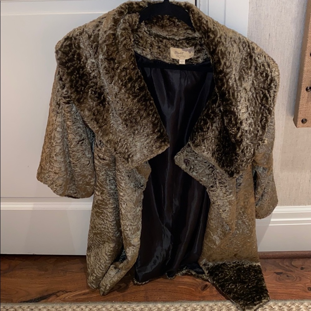 Elizabeth and James faux fur coat XS